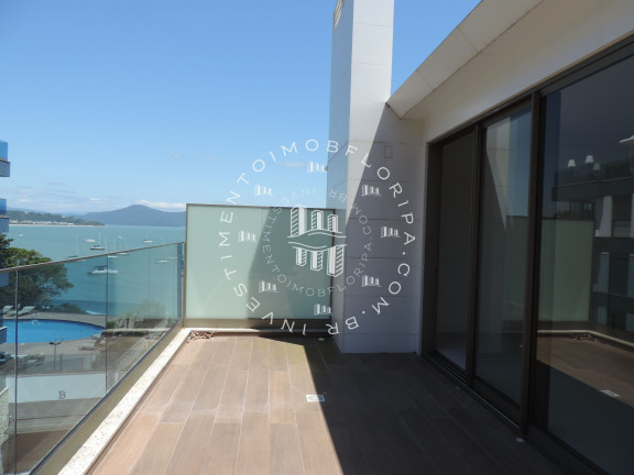Imagem Cobertura com 3 Quartos à Venda, 213 m² em Jurerê - Florianópolis