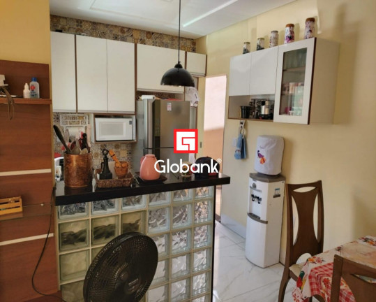 Imagem Casa com 3 Quartos à Venda, 150 m² em Santo Inácio - Montes Claros Imagem Casa com 3 Quartos à Venda, 150 m² em Santo Inácio - Montes Claros