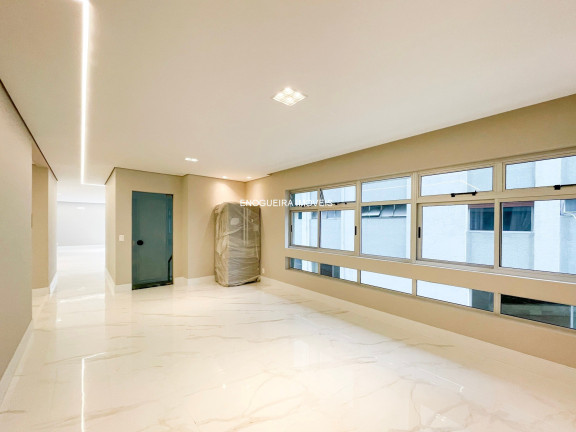 Imagem Apartamento com 3 Quartos à Venda, 218 m² em Jardim Paulista - São Paulo