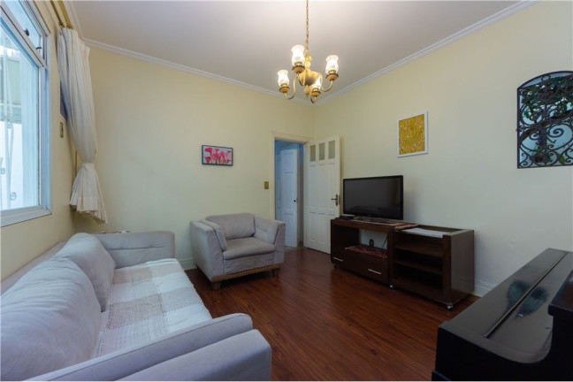 Imagem Casa com 4 Quartos à Venda, em Paraíso - São Paulo Imagem Casa com 4 Quartos à Venda, em Paraíso - São Paulo