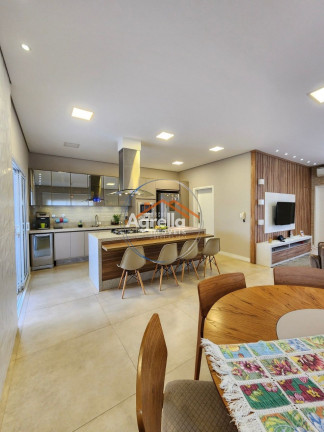 Imagem Casa com 3 Quartos à Venda, 242 m² em Jardim Patrícia - Mogi Mirim Imagem Casa com 3 Quartos à Venda, 242 m² em Jardim Patrícia - Mogi Mirim