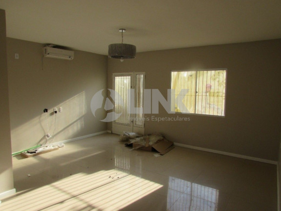 Casa com 3 Quartos à Venda, 150 m² em Jardim Carvalho - Porto Alegre