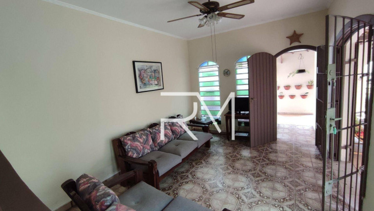 Imagem Casa com 3 Quartos à Venda, 185 m² em Vila Anhanguera - Mongaguá