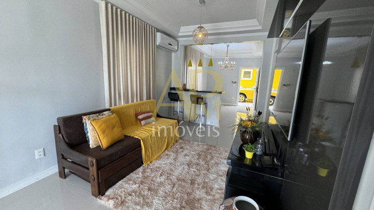 Imagem Casa com 4 Quartos à Venda, 286 m² em Praia João Rosa - Biguaçu Imagem Casa com 4 Quartos à Venda, 286 m² em Praia João Rosa - Biguaçu