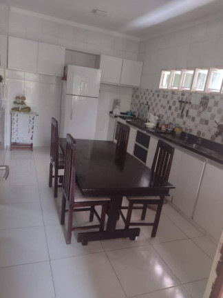 Imagem Casa com 3 Quartos à Venda, 270 m² em Atalaia - Aracaju Imagem Casa com 3 Quartos à Venda, 270 m² em Atalaia - Aracaju