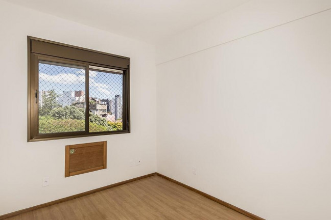 Imagem Apartamento com 2 Quartos à Venda, 72 m² em Petrópolis - Porto Alegre