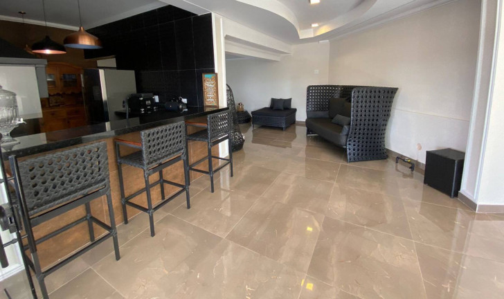 Imagem Sobrado com 4 Quartos à Venda, 570 m² em Vila Santista - Atibaia