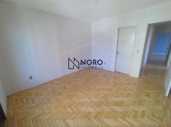 Imagem Apartamento com 3 Quartos à Venda, 120 m² em Centro - Santa Maria Imagem Apartamento com 3 Quartos à Venda, 120 m² em Centro - Santa Maria