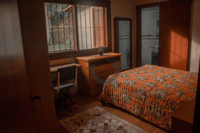 Imagem Casa com 3 Quartos à Venda, 230 m² em Santo Inácio - Santa Cruz Do Sul Imagem Casa com 3 Quartos à Venda, 230 m² em Santo Inácio - Santa Cruz Do Sul
