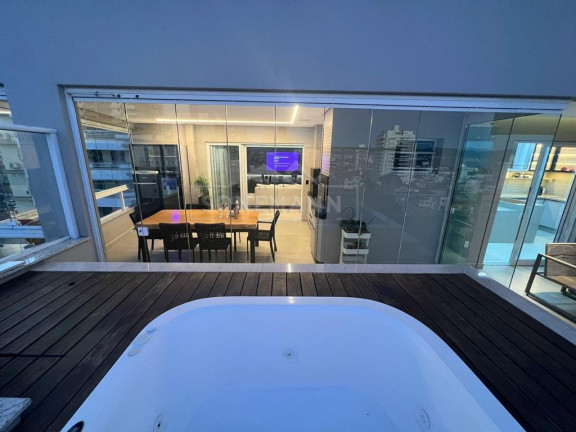 Imagem Cobertura com 3 Quartos à Venda, 215 m² em Barreiros - São José