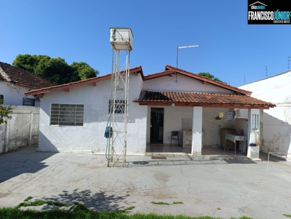 Imagem Casa com 4 Quartos à Venda, 366 m² em Setor Coimbra - Goiânia Imagem Casa com 4 Quartos à Venda, 366 m² em Setor Coimbra - Goiânia