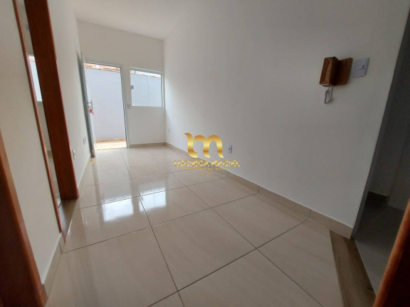 Imagem Casa com 2 Quartos à Venda, 44 m² em Maracanã - Praia Grande