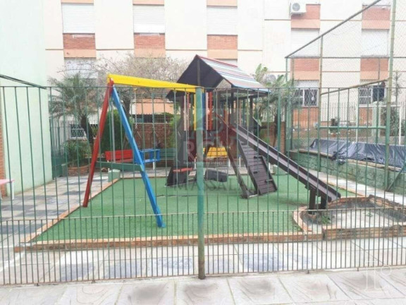Imagem Apartamento com 4 Quartos à Venda, 62 m² em Cristal - Porto Alegre Imagem Apartamento com 4 Quartos à Venda, 62 m² em Cristal - Porto Alegre