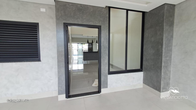Imagem Casa com 3 Quartos à Venda, 140 m² em Jardim Espanha - Maringá Imagem Casa com 3 Quartos à Venda, 140 m² em Jardim Espanha - Maringá