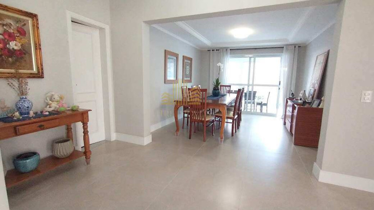 Imagem Casa com 4 Quartos à Venda, 350 m² em Loteamento Alphaville Campinas - Campinas Imagem Casa com 4 Quartos à Venda, 350 m² em Loteamento Alphaville Campinas - Campinas