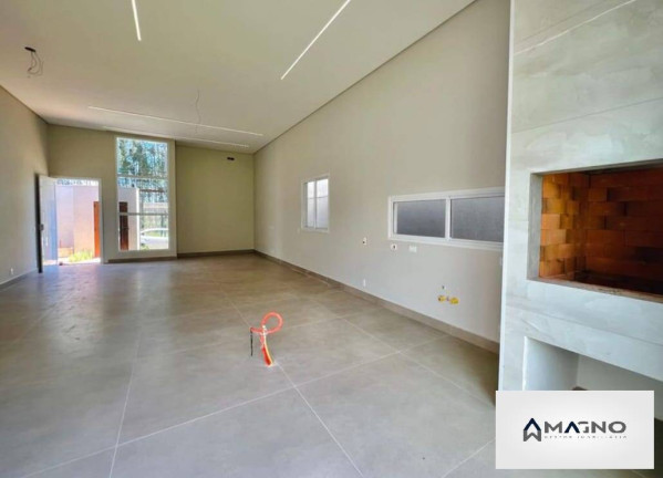 Imagem Casa com 3 Quartos à Venda, 301 m² em Recanto Tropical - Cascavel Imagem Casa com 3 Quartos à Venda, 301 m² em Recanto Tropical - Cascavel