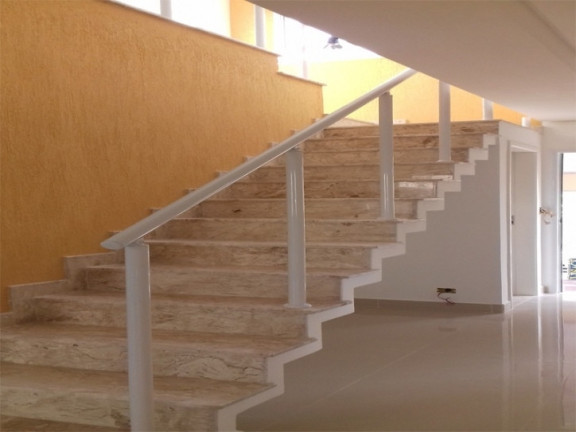 Imagem Sobrado com 3 Quartos à Venda, em Vila Branca - Jacareí Imagem Sobrado com 3 Quartos à Venda, em Vila Branca - Jacareí