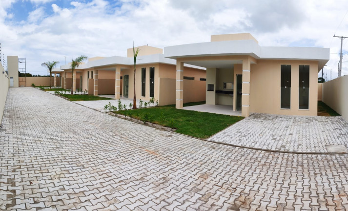 Casa com 3 Quartos à Venda, 112 m² em Guarajuba - Camaçari