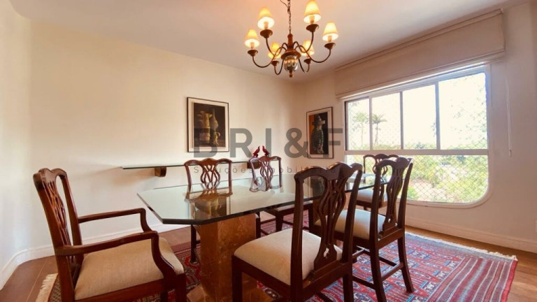 Imagem Apartamento com 3 Quartos à Venda, 247 m² em Real Parque - São Paulo Imagem Apartamento com 3 Quartos à Venda, 247 m² em Real Parque - São Paulo
