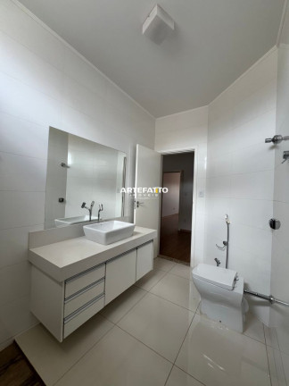 Imagem Sobrado com 3 Quartos à Venda, 350 m² em Prolongamento Vila Duque De Caxias - Franca Imagem Sobrado com 3 Quartos à Venda, 350 m² em Prolongamento Vila Duque De Caxias - Franca