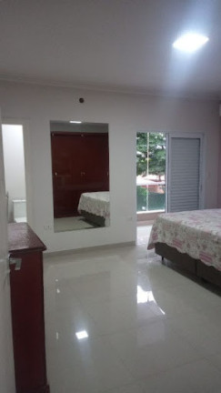 Imagem Sobrado com 3 Quartos à Venda, 198 m² em Cidade Salvador - Jacareí