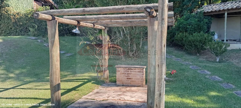 Imagem Casa com 3 Quartos à Venda, 349 m² em Chacaras Catagua - Taubaté