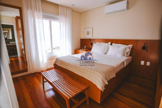 Imagem Casa com 7 Quartos à Venda ou Temporada, 459 m² em Mombaça - Angra Dos Reis Imagem Casa com 7 Quartos à Venda ou Temporada, 459 m² em Mombaça - Angra Dos Reis