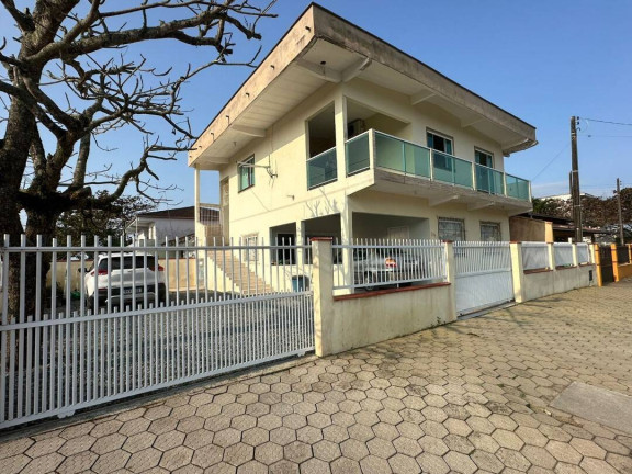 Imagem Casa com 6 Quartos à Venda, 200 m² em Centro - Balneário Barra Do Sul