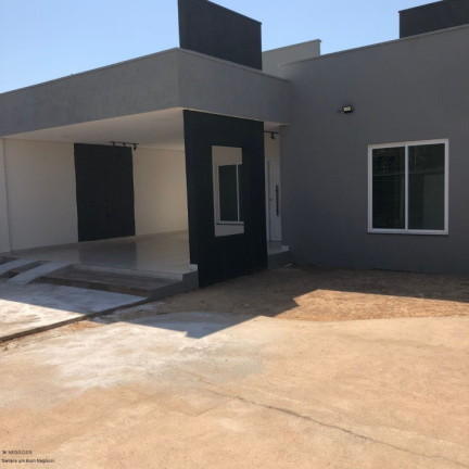 Imagem Casa com 3 Quartos à Venda, 300 m² em Vila Verde - Cacoal Imagem Casa com 3 Quartos à Venda, 300 m² em Vila Verde - Cacoal