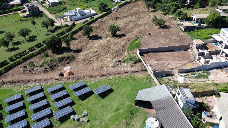 Imagem Terreno à Venda, 10.498 m² em Centro - Chapada Dos Guimarães Imagem Terreno à Venda, 10.498 m² em Centro - Chapada Dos Guimarães