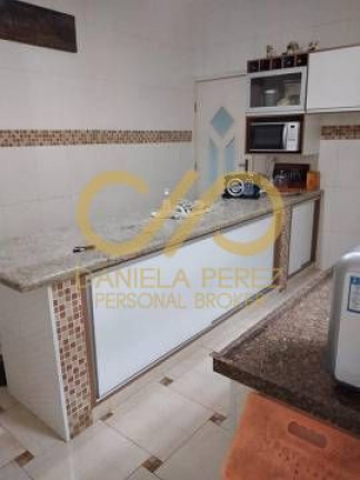 Imagem Casa com 2 Quartos à Venda, 102 m² em Solemar - Praia Grande Imagem Casa com 2 Quartos à Venda, 102 m² em Solemar - Praia Grande