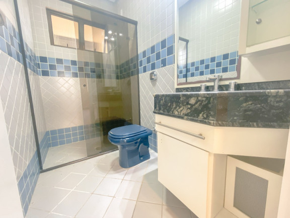 Imagem Casa com 3 Quartos à Venda, 320 m² em Coqueiros - Florianópolis Imagem Casa com 3 Quartos à Venda, 320 m² em Coqueiros - Florianópolis