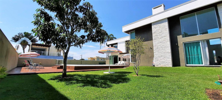 Imagem Sobrado com 4 Quartos à Venda, 860 m² em Massaguaçu - Caraguatatuba Imagem Sobrado com 4 Quartos à Venda, 860 m² em Massaguaçu - Caraguatatuba