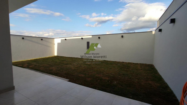 Imagem Casa com 3 Quartos à Venda, 143 m²