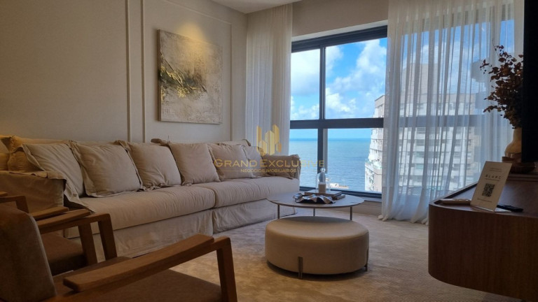 Apartamento com 4 Quartos à Venda, 182 m² em Centro - Balneário Camboriú