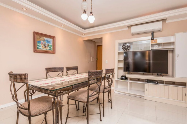 Imóvel com 3 Quartos à Venda, 80 m² em Jardim Itu - Porto Alegre