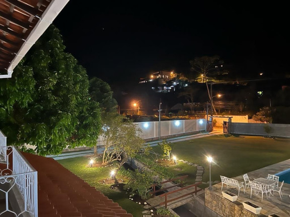 Imagem Casa com 4 Quartos à Venda, 350 m² em Comary - Teresópolis