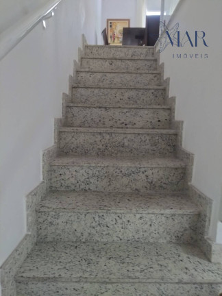 Imagem Casa com 3 Quartos à Venda, 124 m² em Marapé - Santos