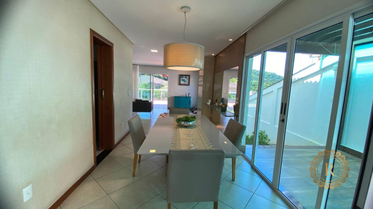 Imagem Casa com 3 Quartos à Venda, 173 m² em Fradinhos - Vitória