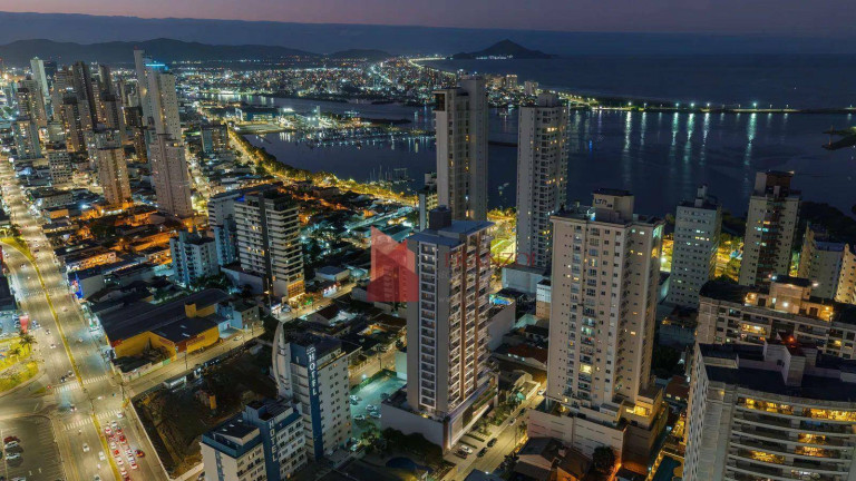 Imagem Apartamento com 3 Quartos à Venda, 145 m² em Fazenda - Itajaí