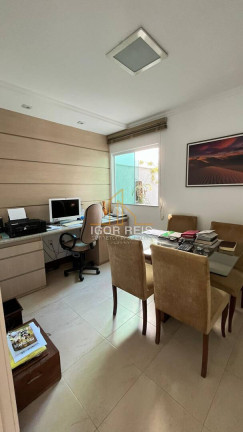 Imagem Casa de Condomínio com 3 Quartos à Venda, 360 m² em Parque Aurora - Campos Dos Goytacazes