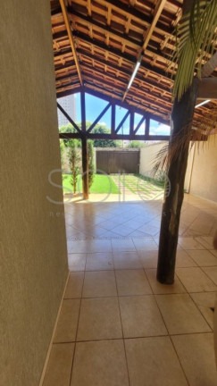 Imagem Casa com 3 Quartos à Venda, 280 m² em Residencial Cambuy - Araraquara Imagem Casa com 3 Quartos à Venda, 280 m² em Residencial Cambuy - Araraquara