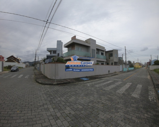 Casa com 4 Quartos à Venda, 232 m² em Meia Praia - Navegantes