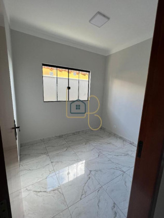Imagem Casa com 3 Quartos à Venda, 96 m² em Sabará I - Londrina