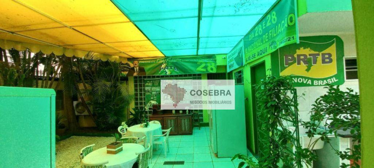 Casa com 6 Quartos à Venda ou Locação, 289 m² em Moema - São Paulo