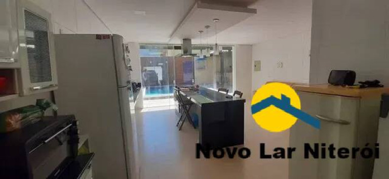 Imagem Casa com 3 Quartos à Venda, 400 m² em Piratininga - Niterói