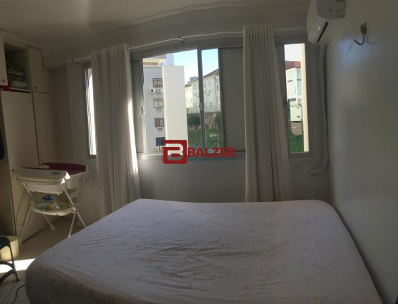Imagem Apartamento com 1 Quarto à Venda, 61 m² em Centro - Florianópolis