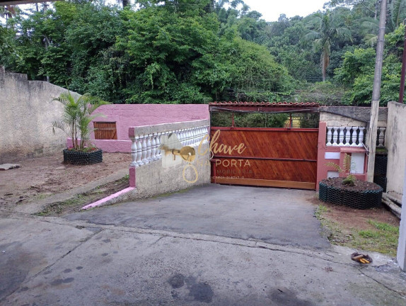 Casa com 4 Quartos à Venda, 225 m² em Centro - Embu-guaçu