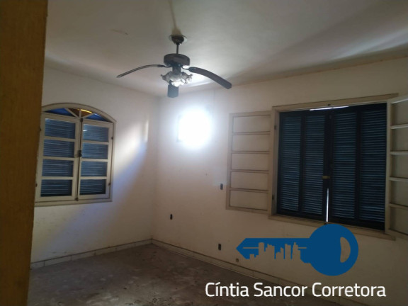 Imagem Casa com 3 Quartos à Venda, em Centro - Campos Dos Goytacazes Imagem Casa com 3 Quartos à Venda, em Centro - Campos Dos Goytacazes