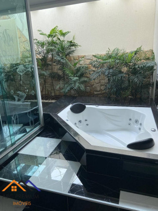 Sobrado com 3 Quartos à Venda,  em Jardim - Santo André